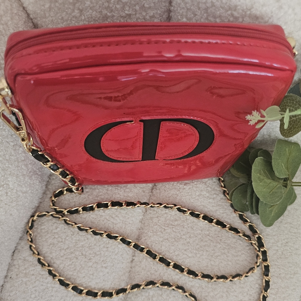Dior: Red Pouch/bag - Picture 2 of 10